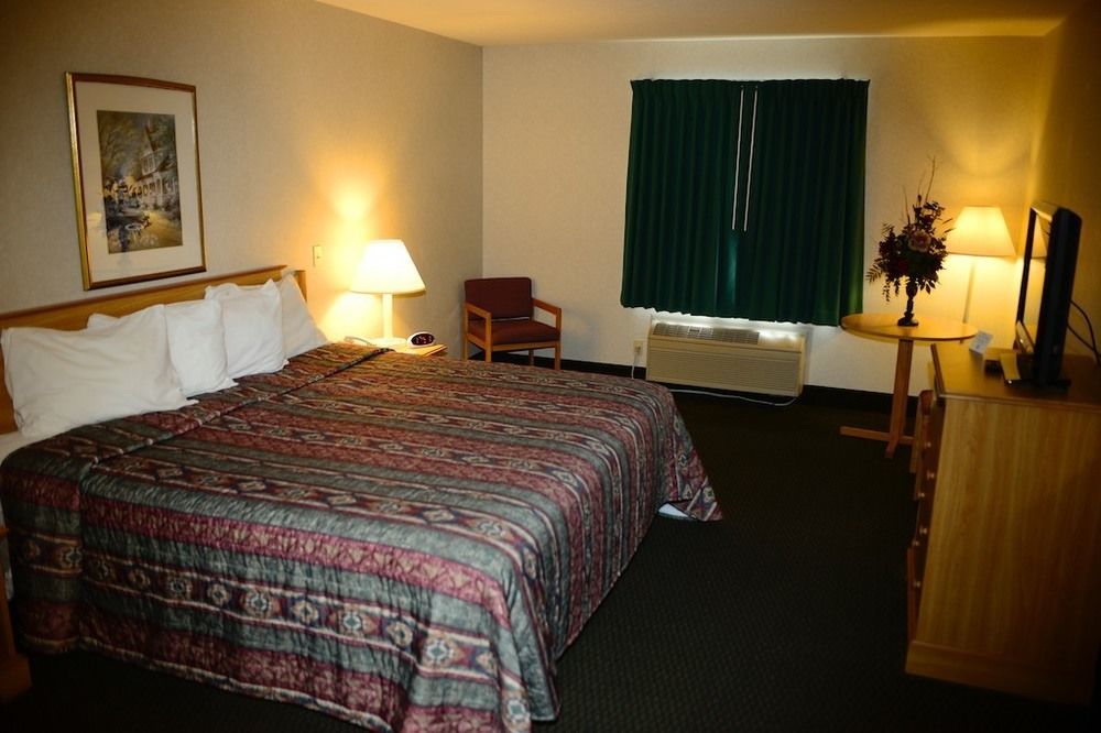 Ameriway Inn And Suites Bad Axe Exteriör bild